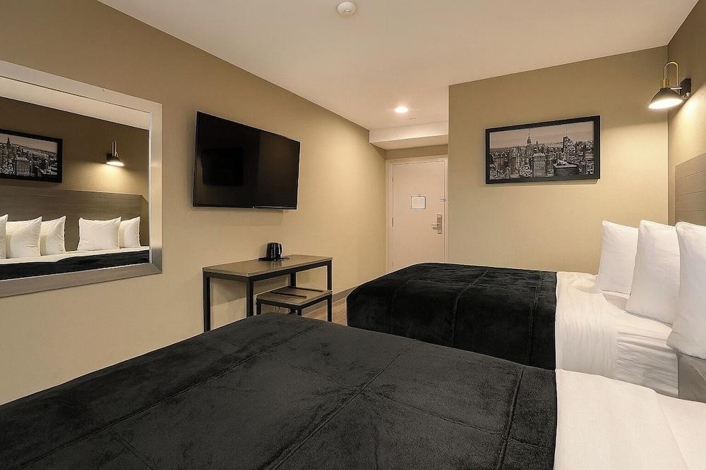 LIV Hotel Bronx - Newly Built photo 21