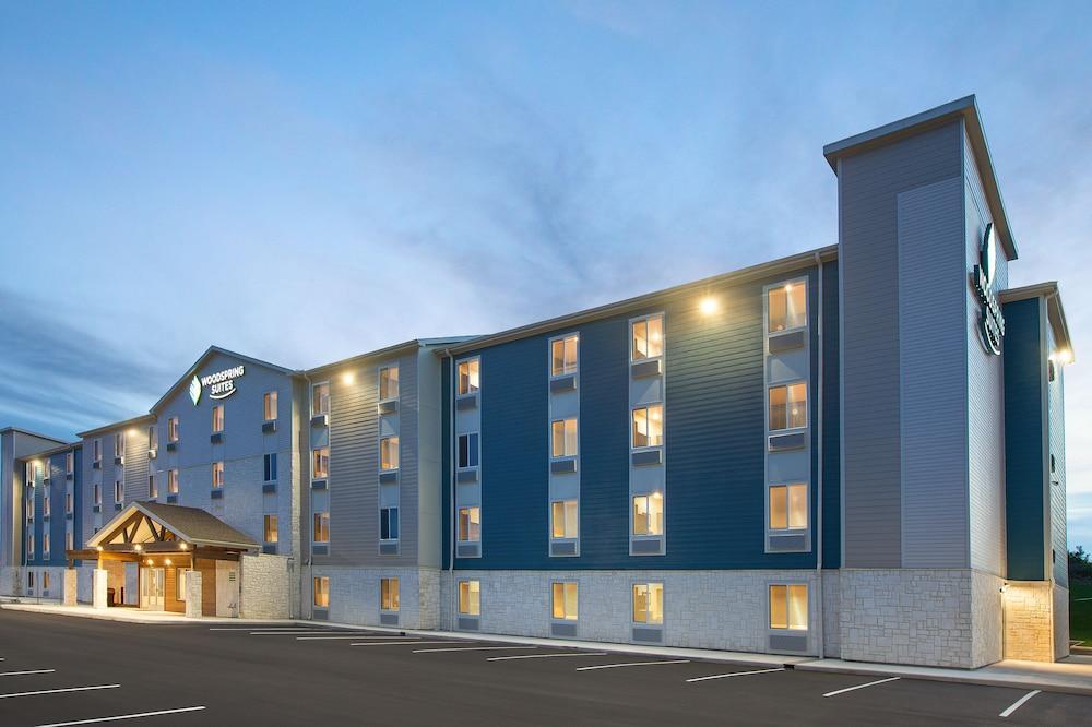WoodSpring Suites Lackland near Sea World photo 27
