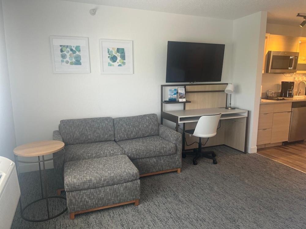 Towneplace Suites by Marriott Warren photo 21