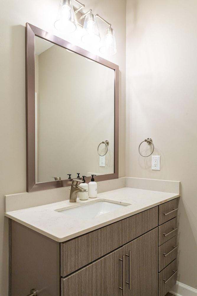 Kasa FreeMoreWest Charlotte photo 22