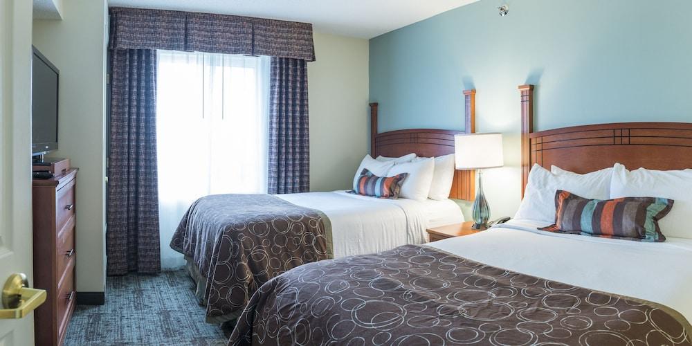 Staybridge Suites Fargo by IHG photo 4