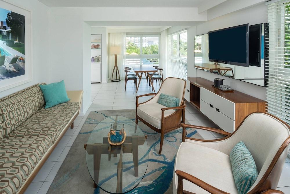 Royal Palm South Beach Miami, a Tribute Portfolio Resort photo 9