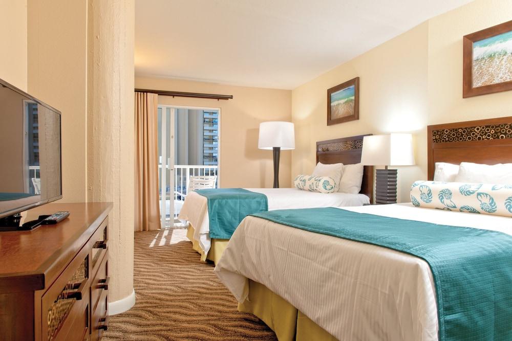 Club Wyndham at Waikiki Beach Walk photo 14