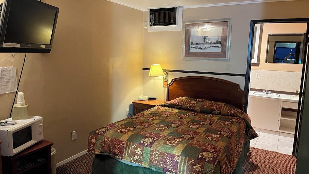 Jumping Frog Motel photo 17