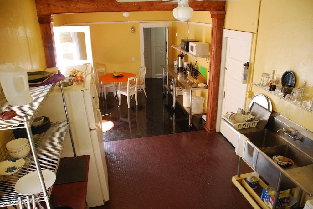 Hostel on 3rd photo 8