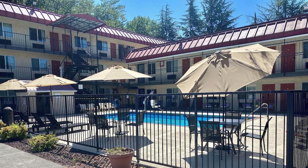 Inn at Lake Washington By OYO I-405 photo 23