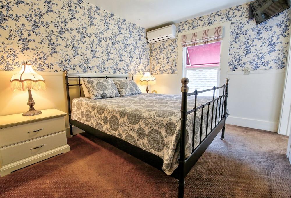 Hotel Charlotte photo 33