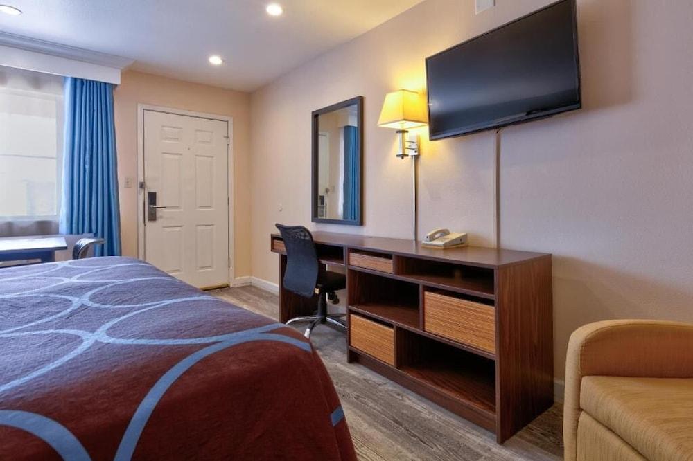 Red River Inn photo 5