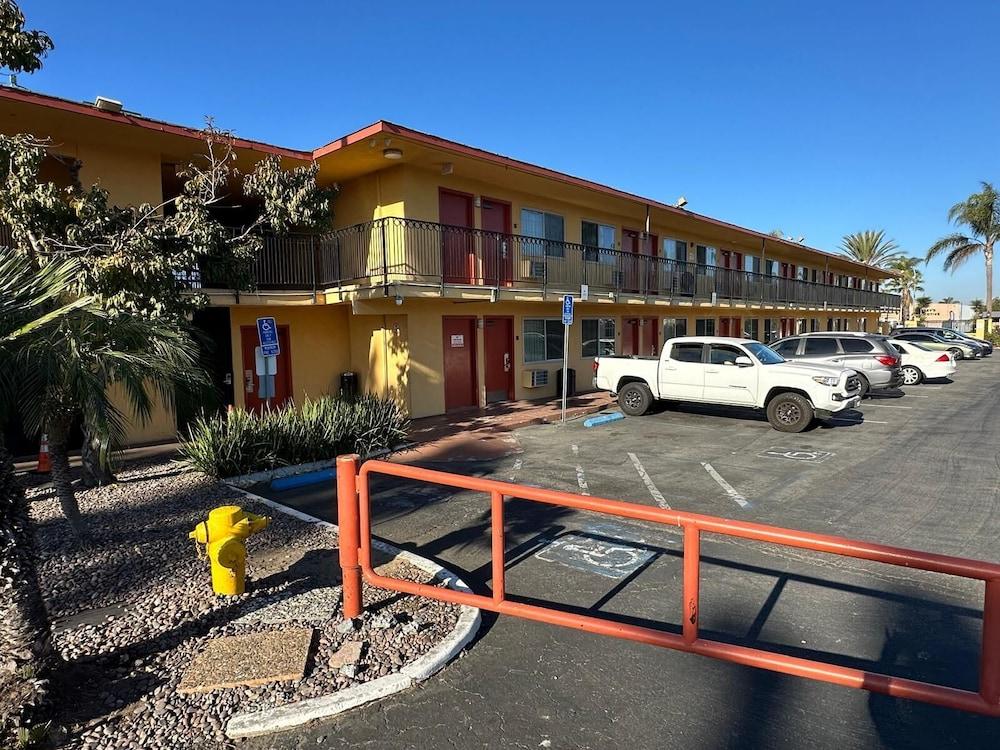 Hotel Avenida - Oceanside Camp Pendleton photo 37