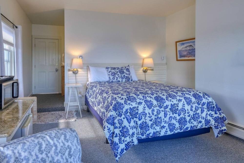 Inn on the Harbor photo 75