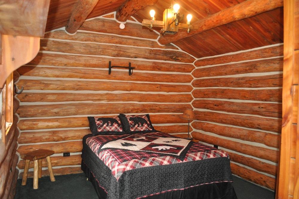 Crooked Creek photo 3
