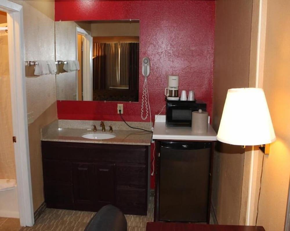 Valu Stay Inn photo 20