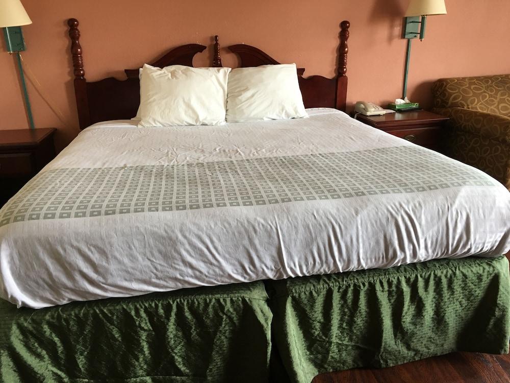 Americas Best Value Inn Marion, IL photo 4