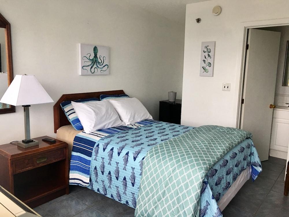 Seagrass Inn photo 35