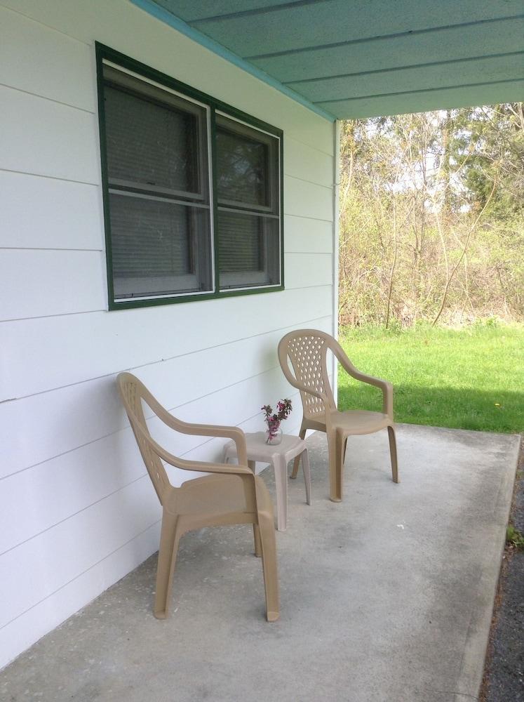 Baumann's Brookside Resort photo 6