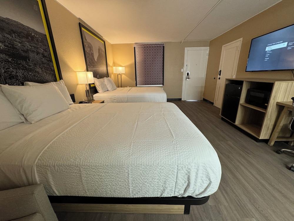 Super 8 by Wyndham Corpus Christi Airport photo 6