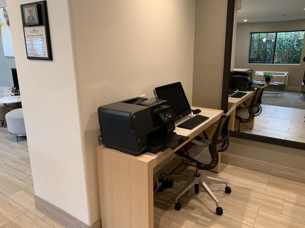 Holiday Inn Selma - Swancourt by IHG photo 32