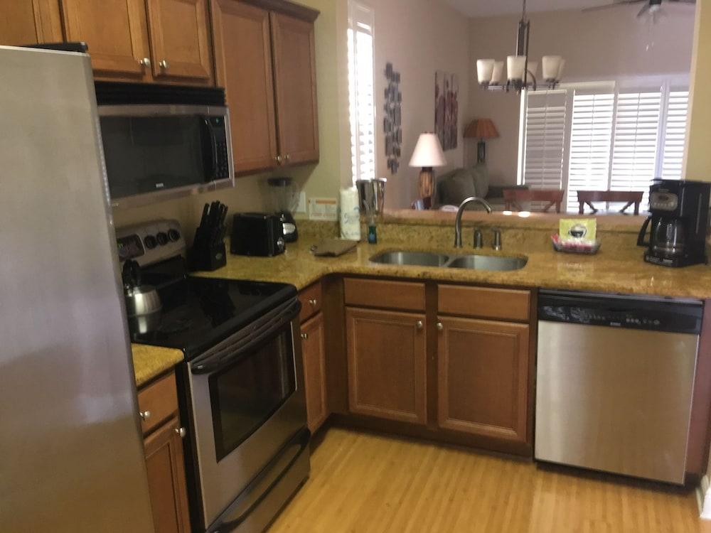 Villas At Regal Palms photo 12