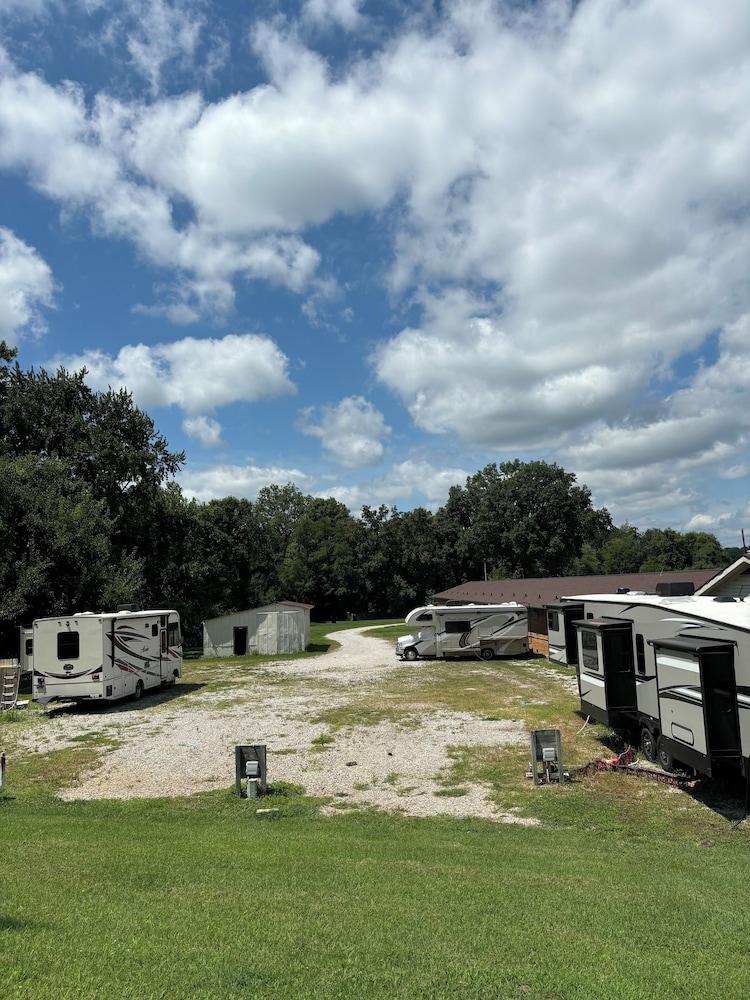 Four Seasons Motel photo 16