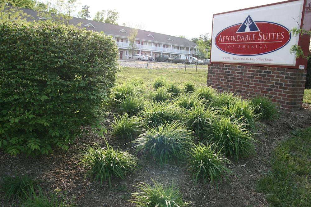 Affordable Suites Fredericksburg photo 27