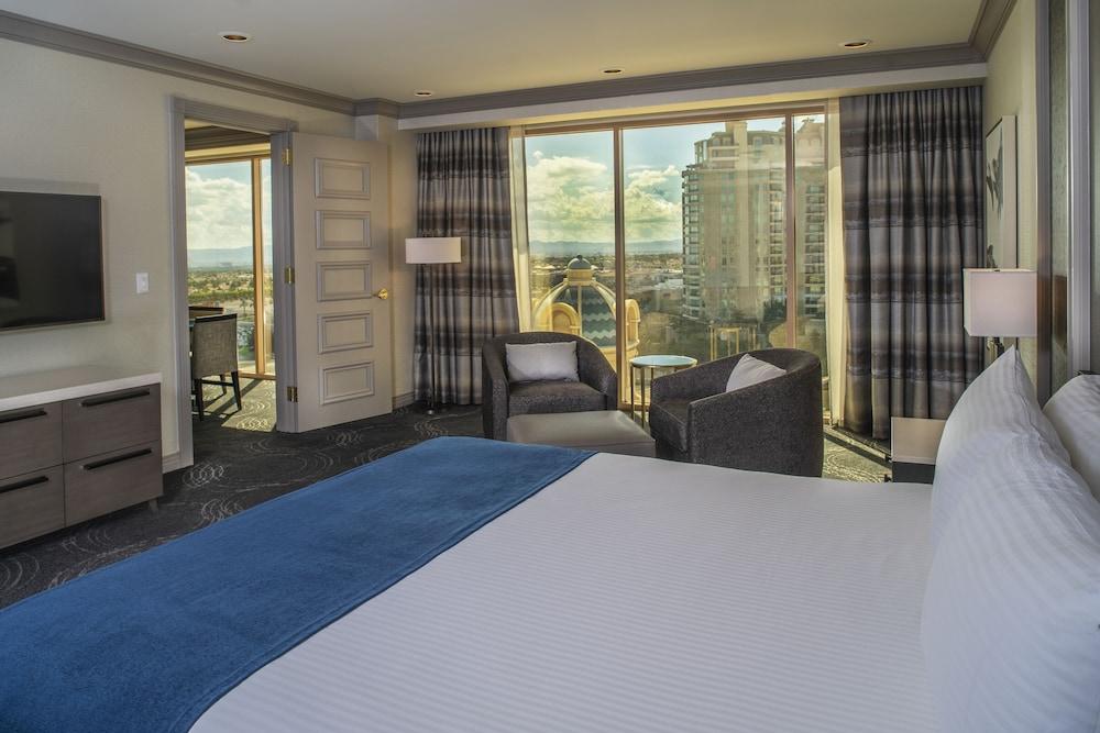 Suncoast Hotel and Casino photo 5