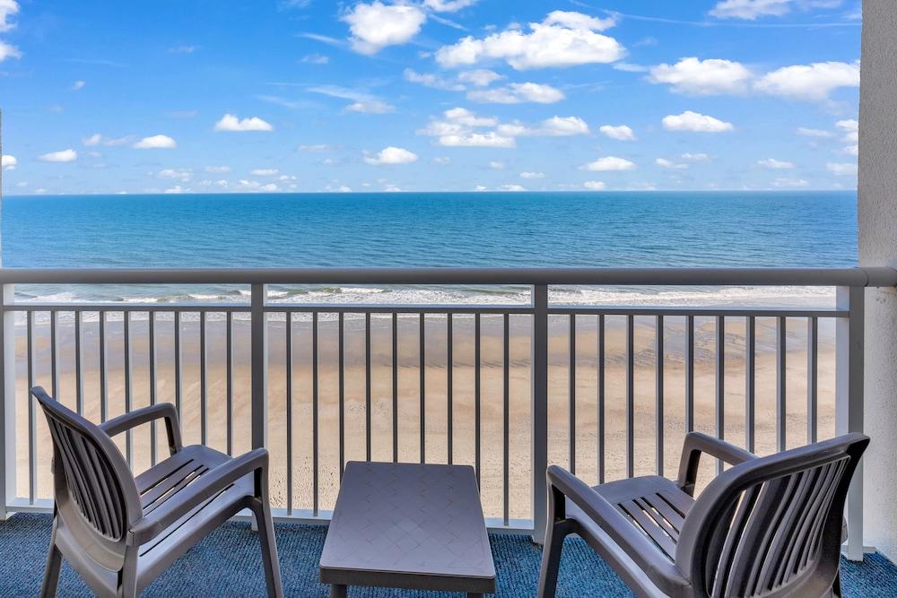 Sandy Beach Oceanfront Resort photo 37