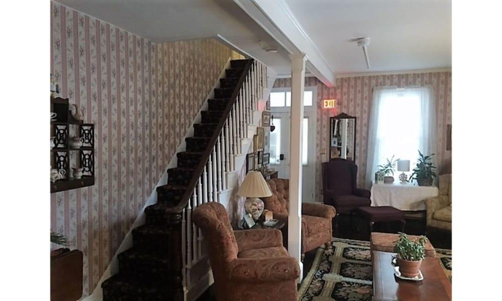 Bath Avenue House photo 4