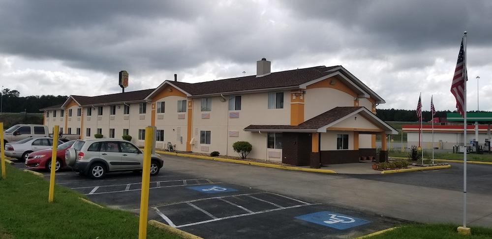 Super 8 by Wyndham Franklin photo 50