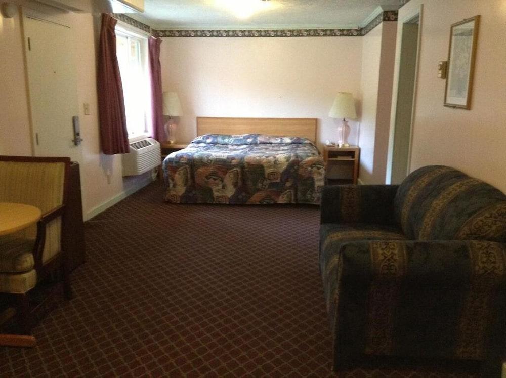 Mark Twain Motor Inn photo 25