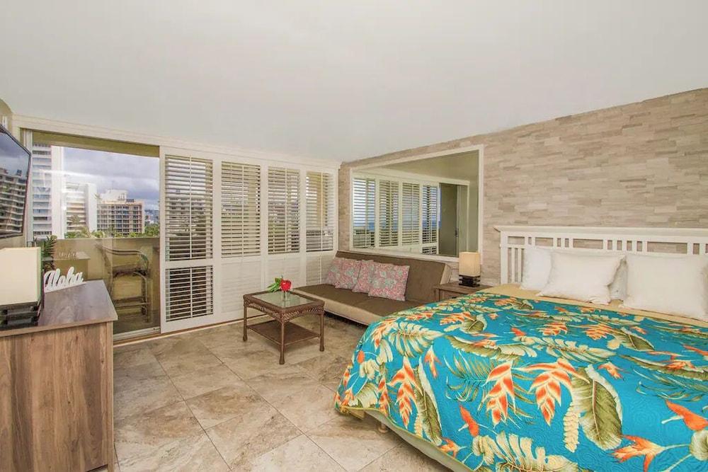 Diamond Head Beach Hotel photo 52