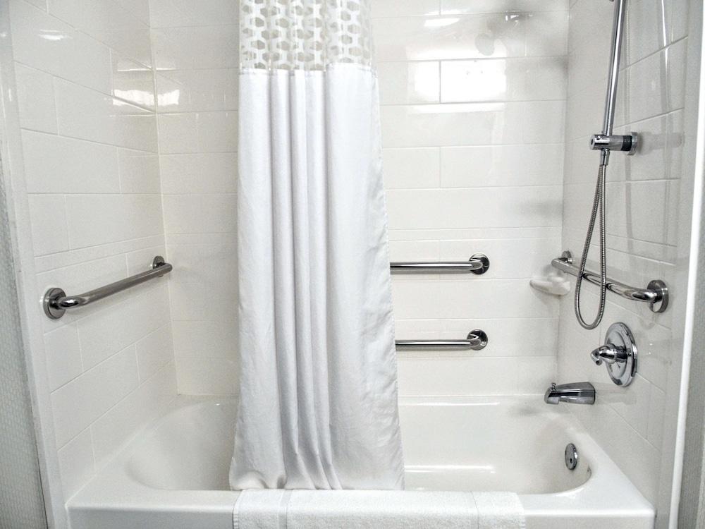 Hampton Inn Oklahoma City/Edmond photo 16