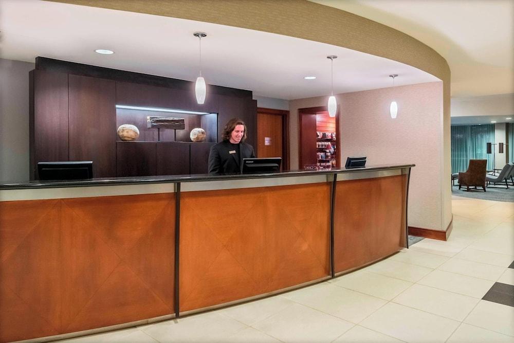 Courtyard by Marriott Fort Myers I-75/Gulf Coast Town Center photo 12