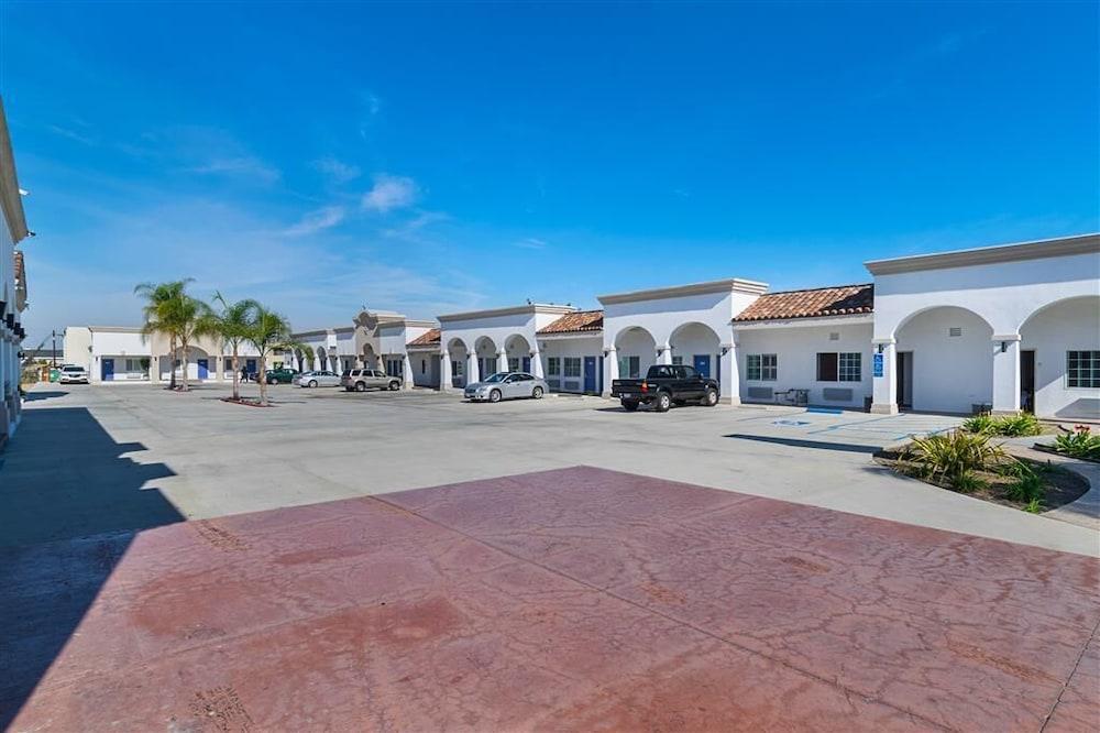 Motel 6 Lomita, CA photo 28