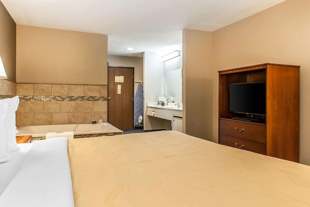 Quality Inn Lewisport photo 18