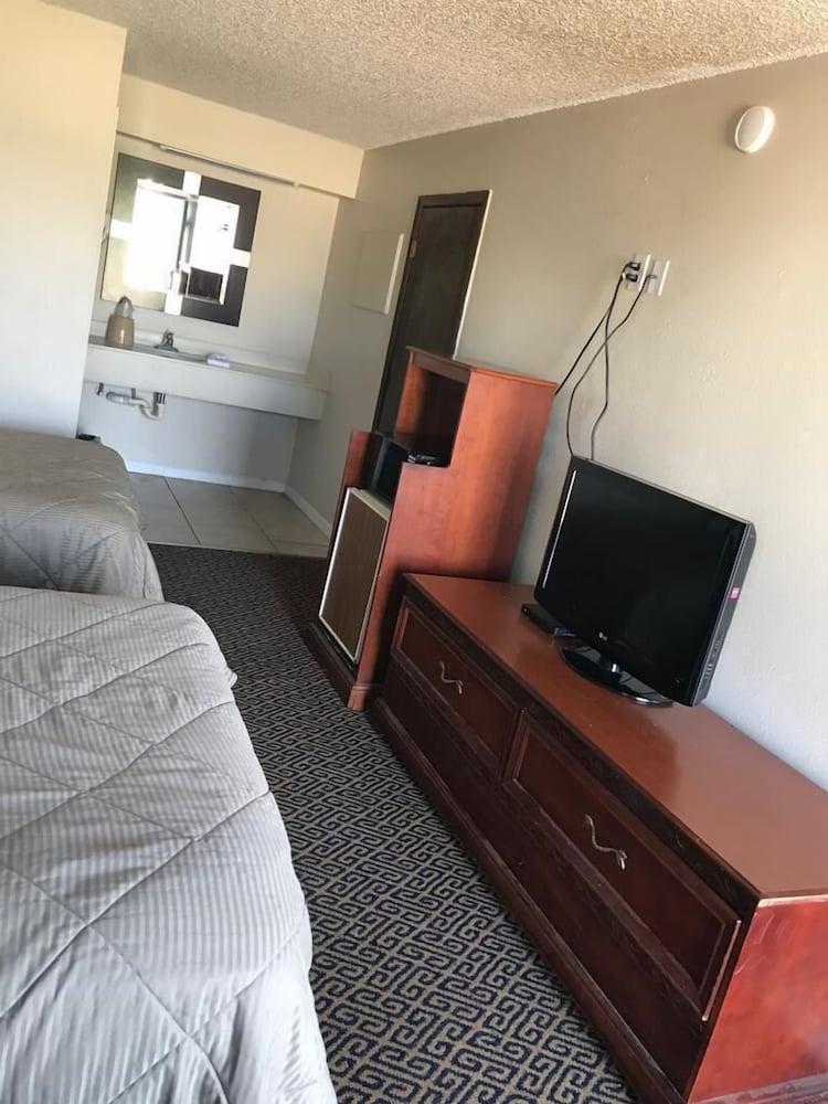 Lakeside inn photo 6