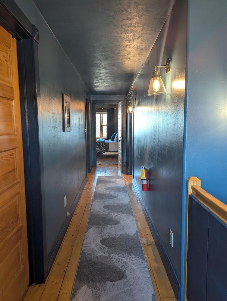 Feather Nest Inn photo 15