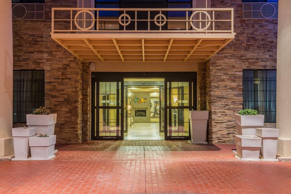 Holiday Inn Express Hotel & Suites Clovis by IHG photo 48