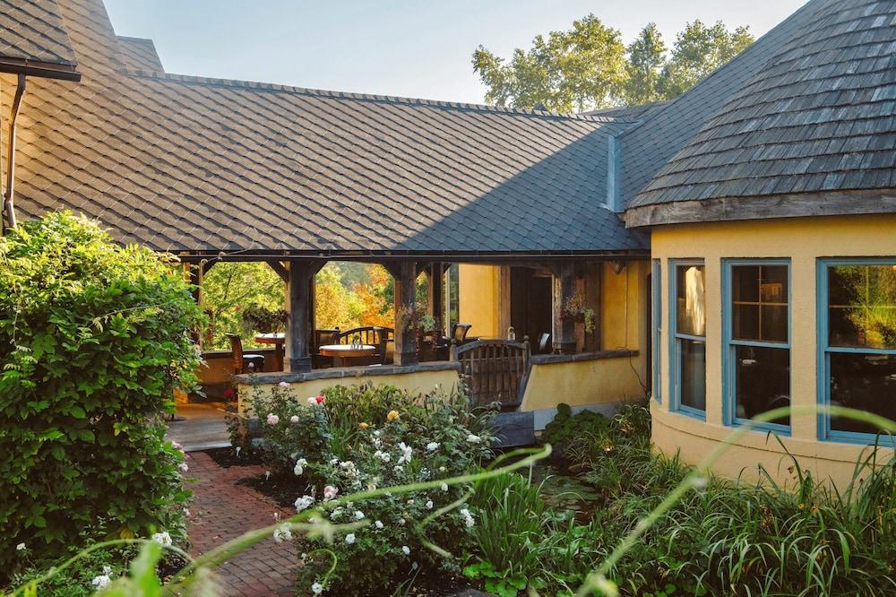 Mirbeau Inn and Spa photo 75