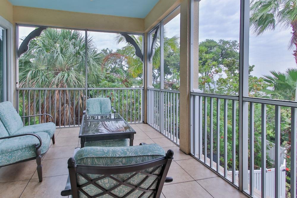 Tortuga Inn Beach Resort photo 47