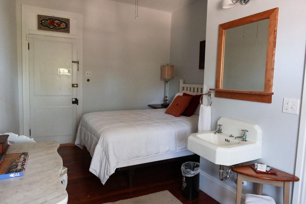 Chalfonte Hotel photo 8