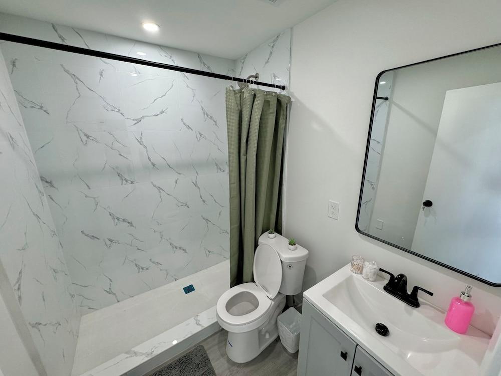 Metro Park Hotel photo 4