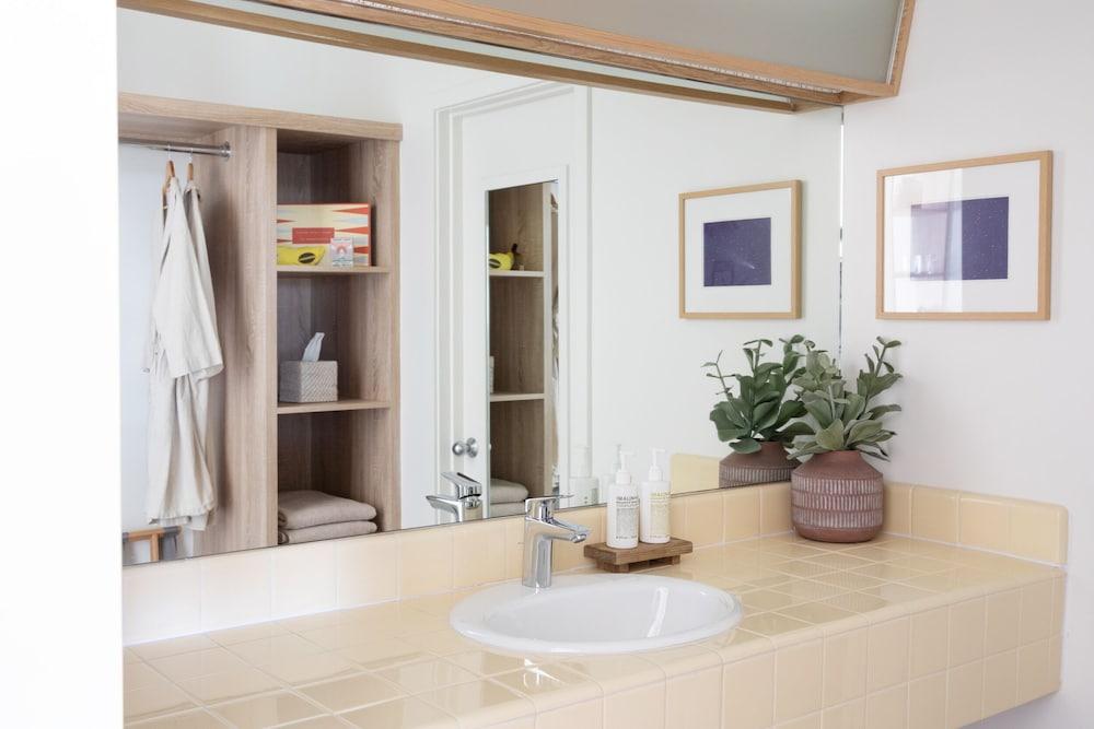 The Bungalows by Homestead Modern at The Joshua Tree Retreat Center photo 35