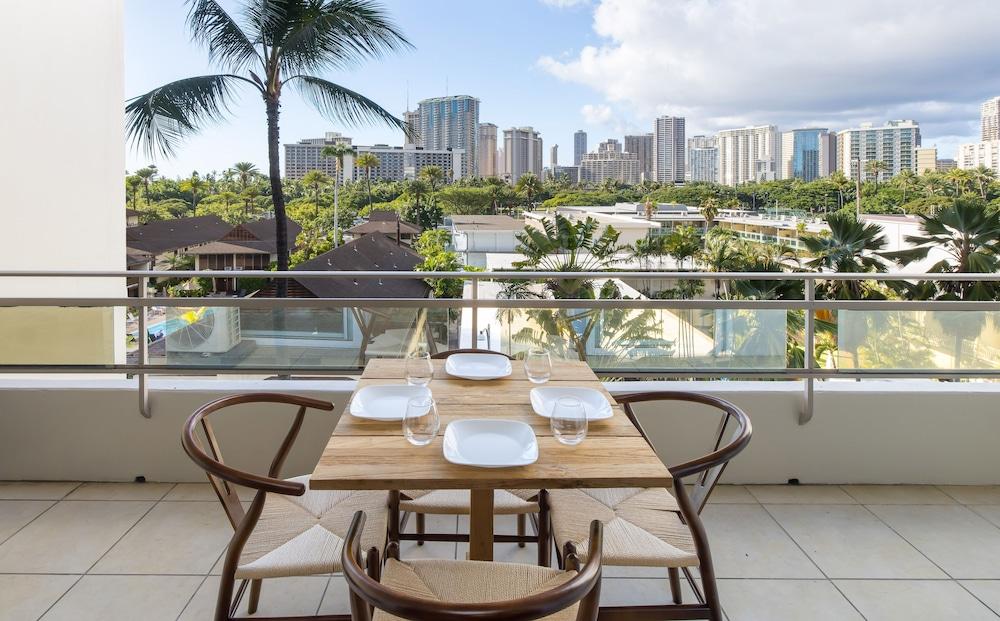 Regency on Beachwalk Waikiki by OUTRIGGER photo 43