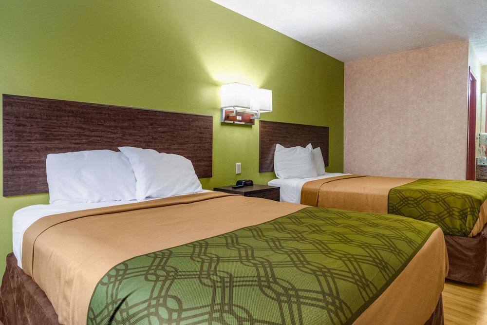 Econo Lodge Kent - Akron West photo 33
