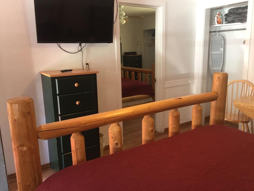 Dunsmuir Lodge photo 79