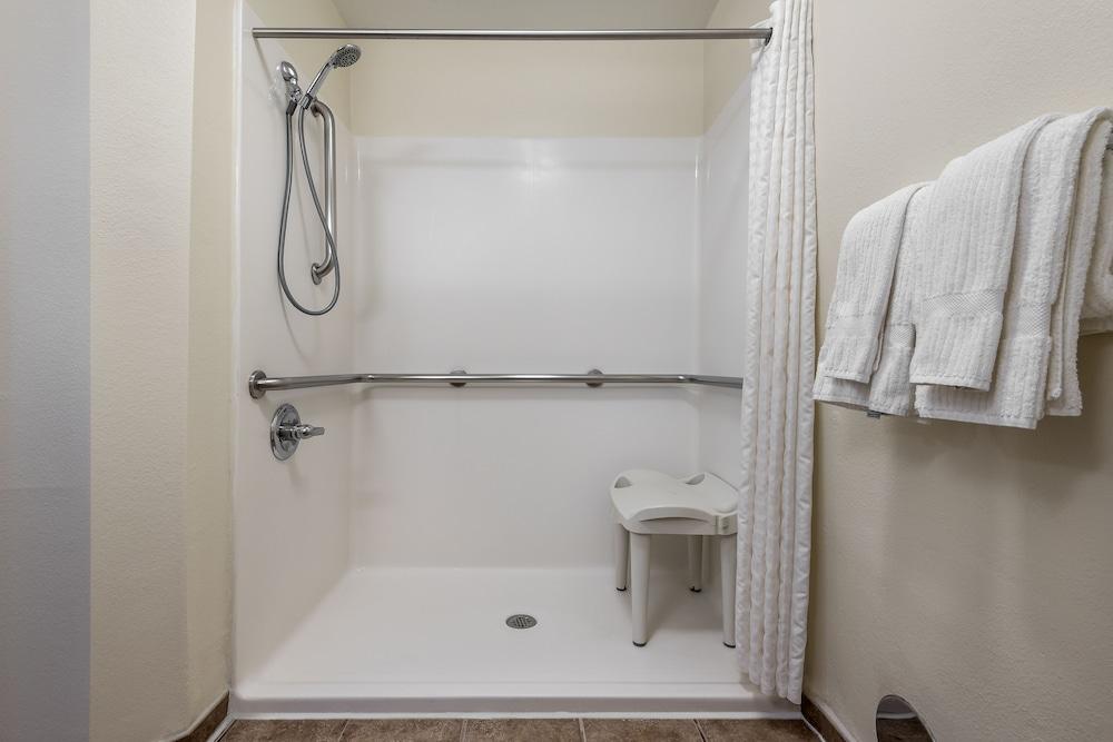 Candlewood Suites Washington Dulles Sterling by IHG photo 36