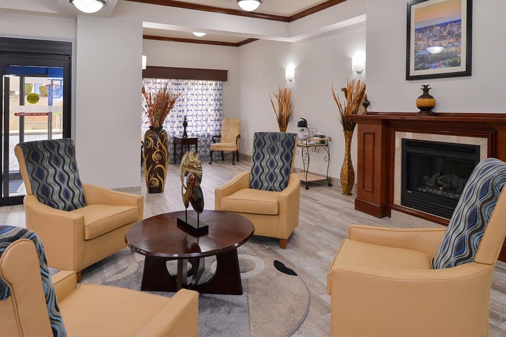 Holiday Inn Express Clanton by IHG photo 7