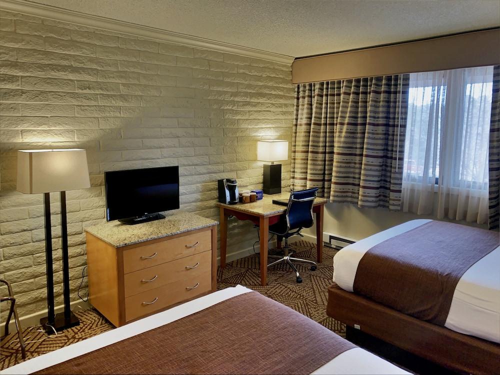 Kachina Lodge - Inside the Park photo 5