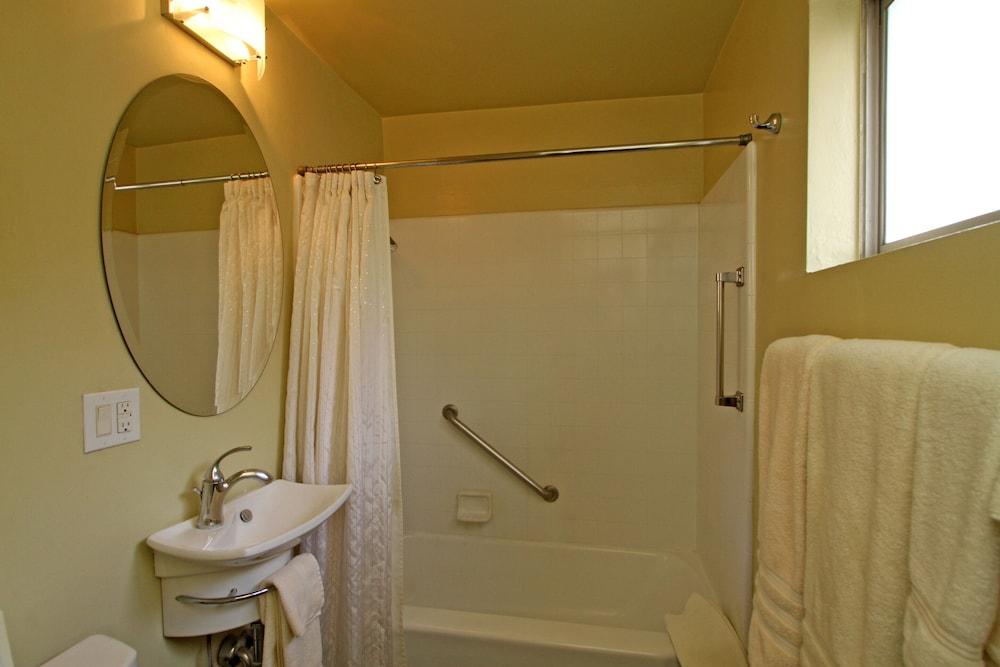 Lido Palms Resort and Spa (Adults Only) photo 9
