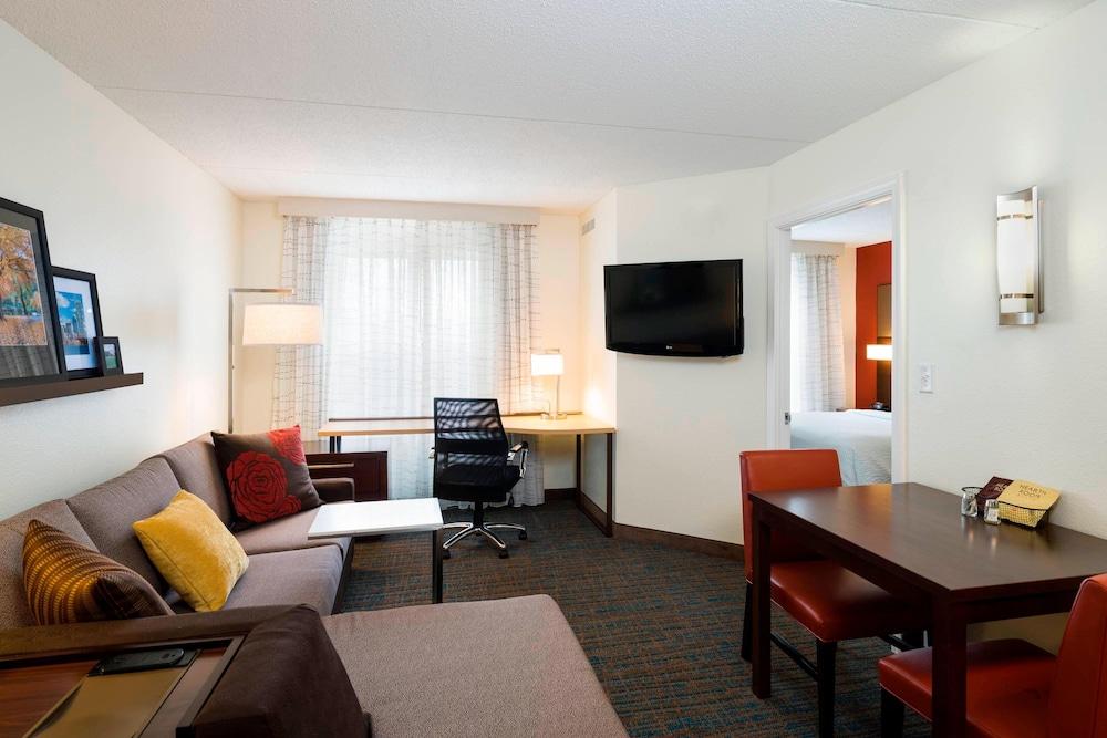 Residence Inn by Marriott Boston Framingham photo 8